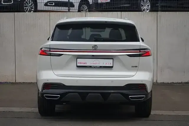 Gebraucht MG HS Luxury 170 PS (125 kW) 2025 Weiß SUV