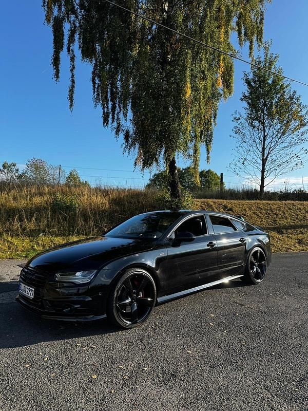 Schwarz Gebraucht 2015 Audi A7 Ambiente Kleinwagen | 19.999 € (Guter Preis) - Bild 1/4