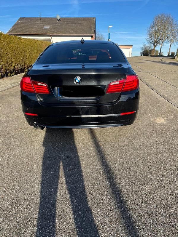 Gebraucht BMW 530 Shadowline 248 PS (182 kW) 2011 Limousine