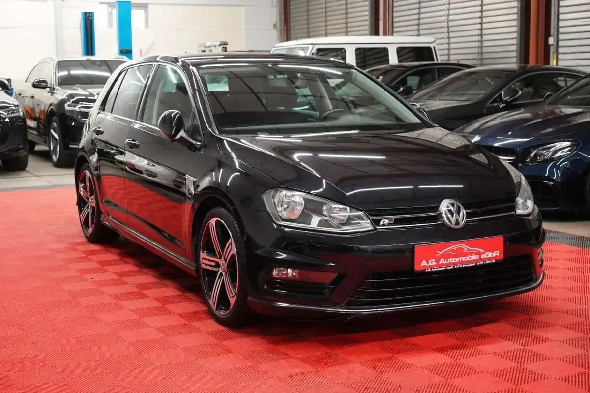Second-hand VW Golf VII Cup 110 CP (80 kW) 2014 Negru Berlinǎ