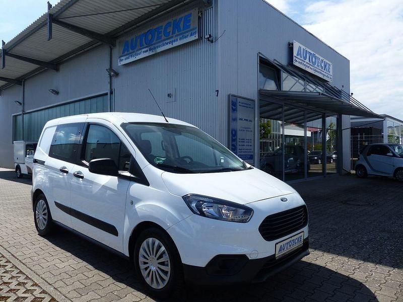Gebraucht Ford Courier 101 PS (74 kW) 2019 Weiß Van / Kleinbus