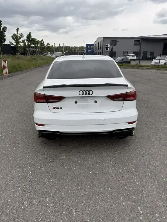 Gebraucht Audi RS3 Sport 400 PS (294 kW) 2018 Weiß Limousine