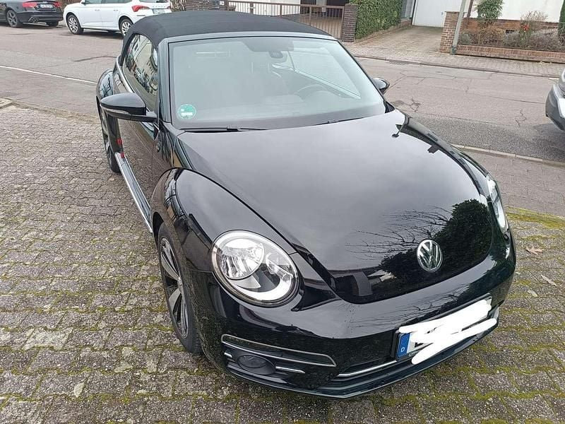 Schwarz Gebraucht 2017 VW Beetle Sound Cabrio | 14.900 € (Fairer Preis) - Bild 1/4