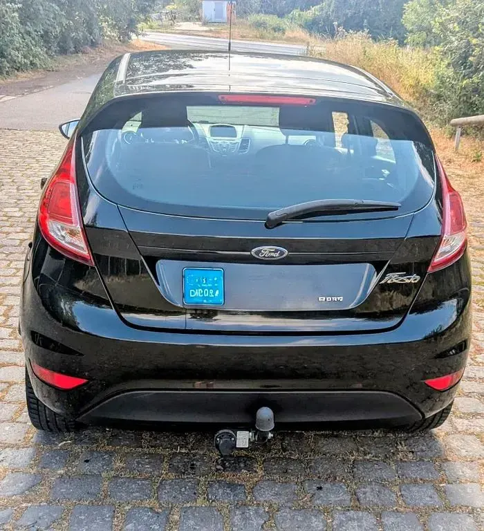 Gebraucht Ford Fiesta Titanium 82 PS (60 kW) 2017 Schwarz Kleinwagen
