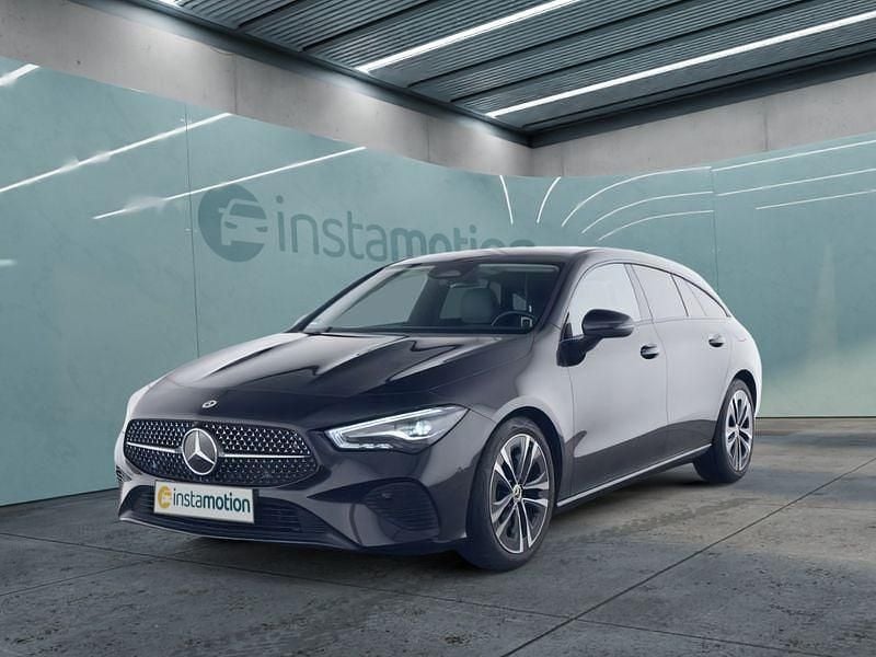 Schwarz Gebraucht 2024 Mercedes CLA180 Limousine | 30.549 € (Guter Preis) - Bild 1/4