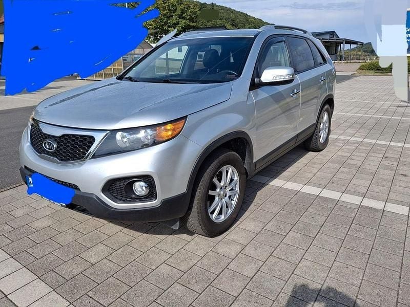 Silber Gebraucht 2010 Kia Sorento Attract SUV | 7.999 € (Etwas zu teuer) - Bild 1/4