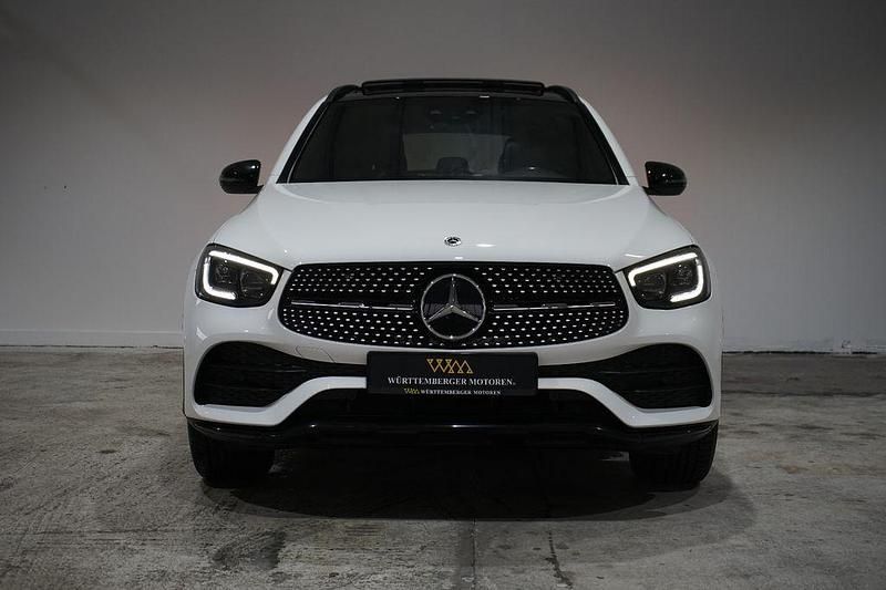 Gebraucht Mercedes E300 AMG 245 PS (180 kW) 2020 Weiß SUV