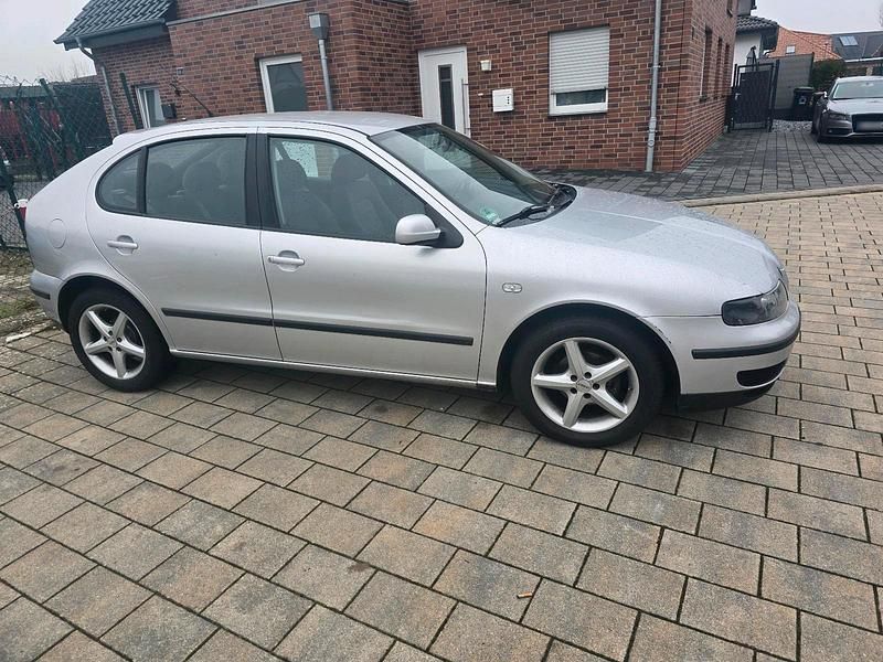 Gebraucht Seat Leon 105 PS (77 kW) 2002 Grau Kleinwagen