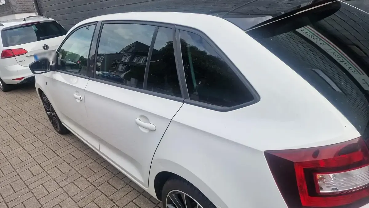 Gebraucht Skoda Rapid 122 PS (89 kW) 2014 Weiß Kleinwagen