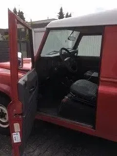 Gebraucht Land Rover Defender 122 PS (89 kW) 2000 Rot SUV