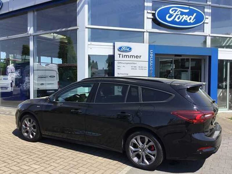 Gebraucht Ford Focus ST-Line 125 PS (91 kW) 2023 Schwarz Kombi