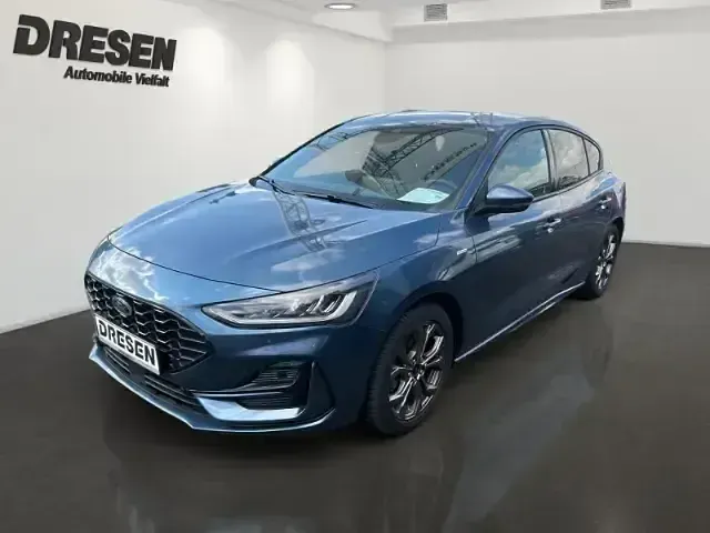 Gebraucht Ford Focus ST-Line 155 PS (114 kW) 2023 Blau Limousine