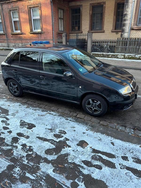 Gebraucht Skoda Fabia 60 PS (44 kW) 2004 Schwarz Limousine
