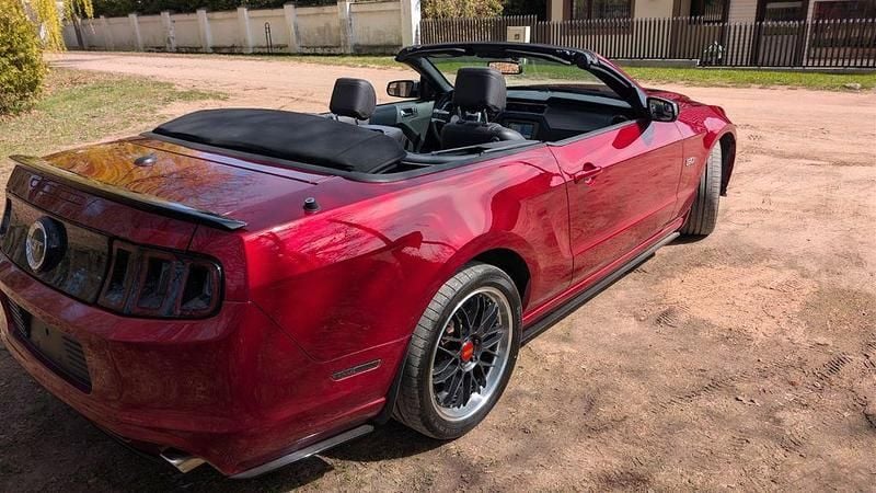 Gebraucht Ford Mustang 426 PS (313 kW) 2014 Rot Cabrio