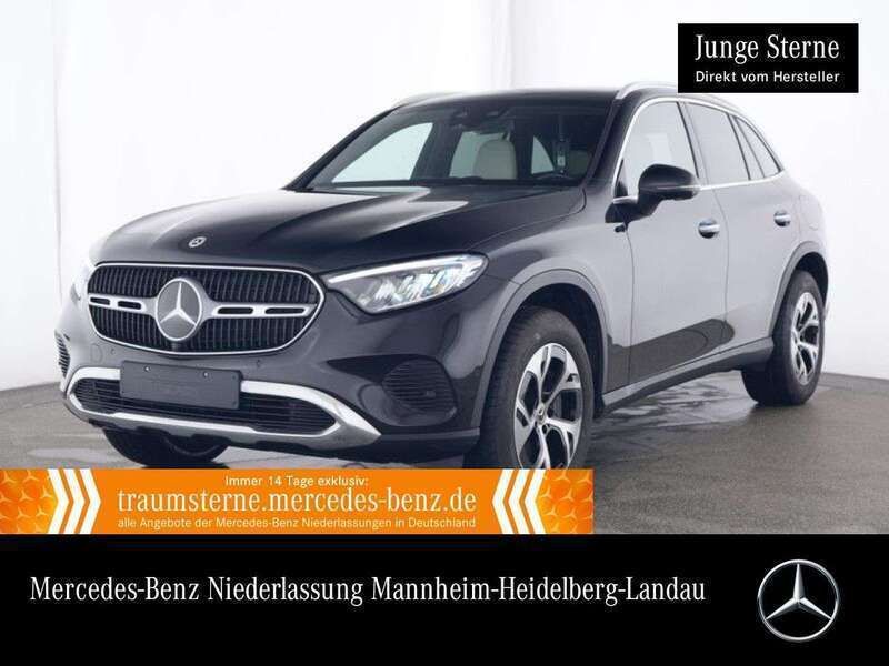 Obsidianschwarz Gebraucht 2024 Mercedes GLC300e SUV | 61.990 € (Superpreis) - Bild 1/3