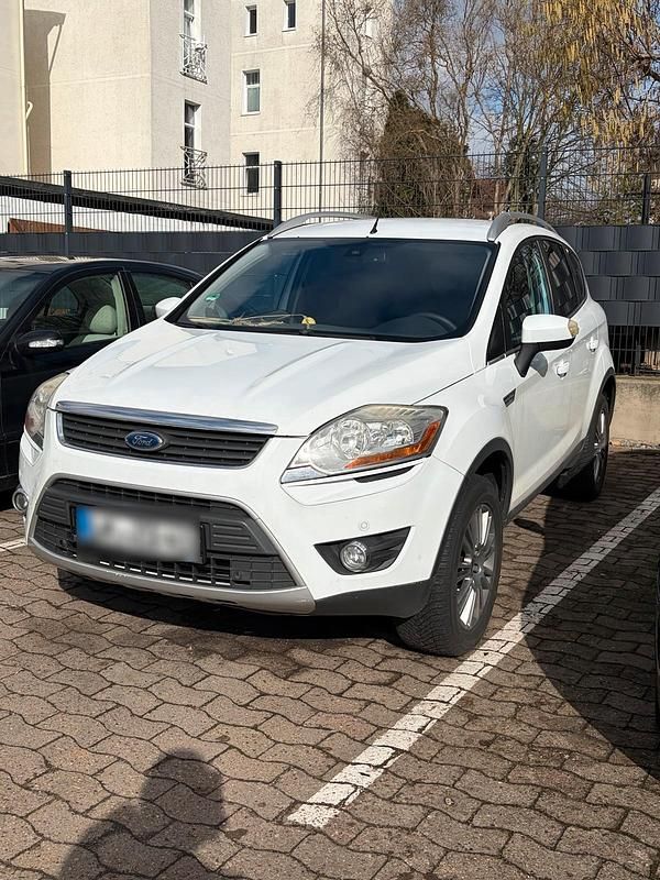 Gebraucht Ford Kuga 136 PS (100 kW) 2009 Weiß SUV