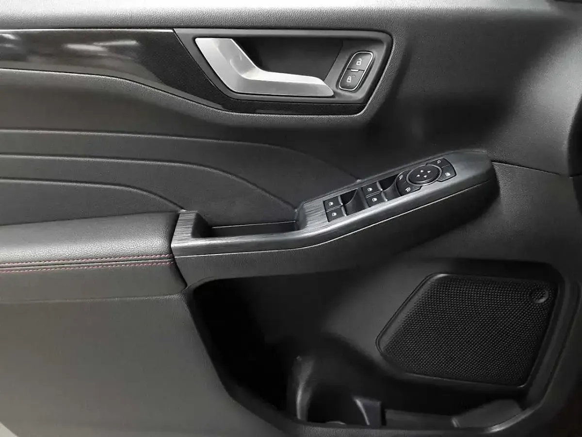 Gebraucht Ford Kuga ST-Line X 150 PS (110 kW) 2022 Grau SUV