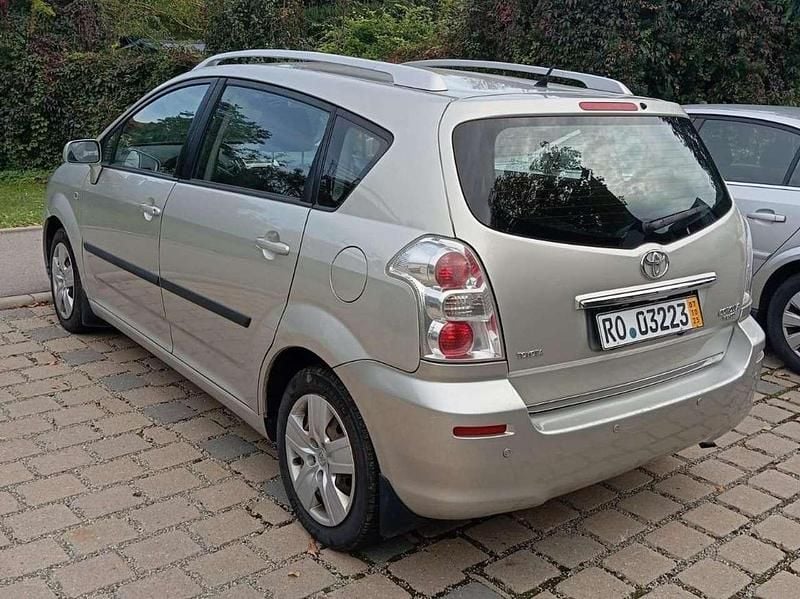 Gebraucht Toyota Corolla 110 PS (80 kW) 2007 Silber Kombi