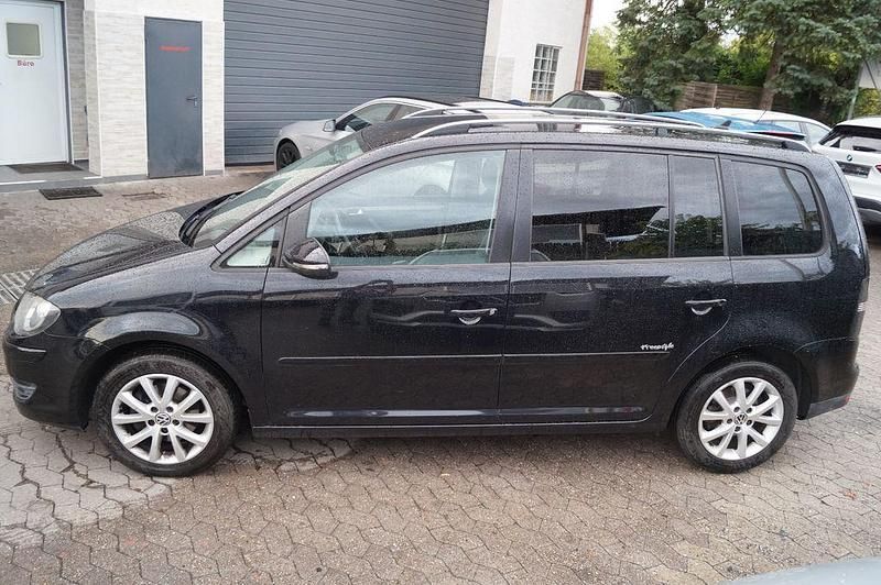 Gebraucht VW Touran Freestyle 140 PS (102 kW) 2010 Schwarz Van / Kleinbus
