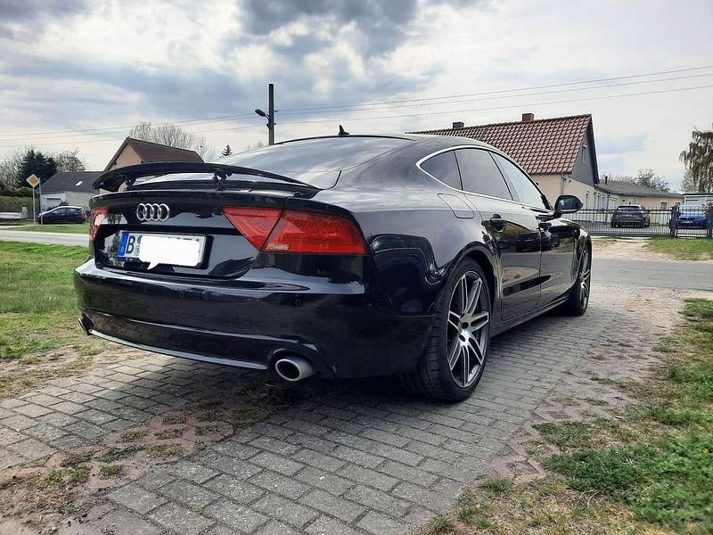 Gebraucht Audi A7 S-Line 204 PS (150 kW) 2012 Schwarz Kleinwagen