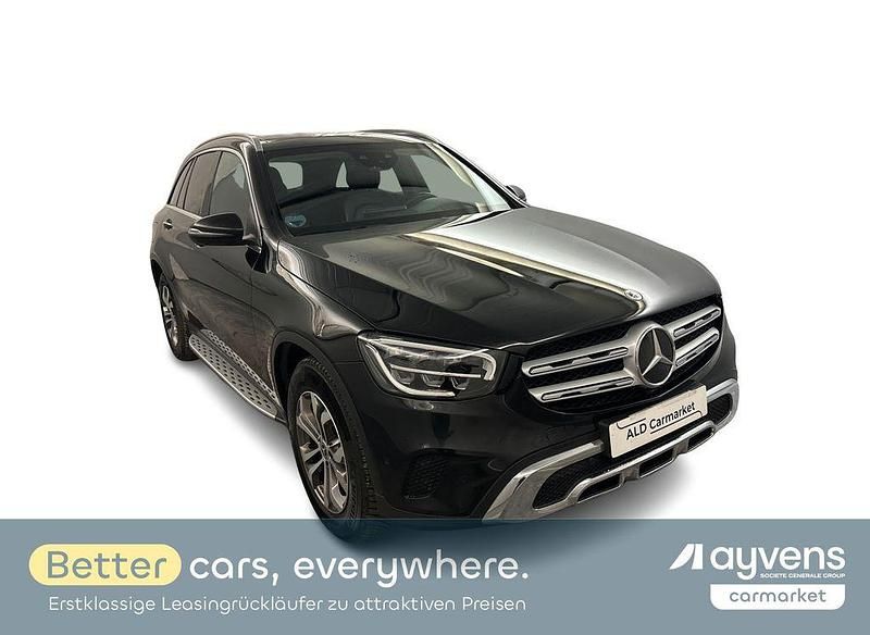 Gebraucht Mercedes GLC220 194 PS (142 kW) 2022 Obsidianschwarz  metalliclack SUV