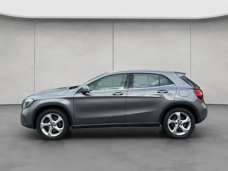 Gebraucht Mercedes GLA250 Urban 211 PS (155 kW) 2017 Grau SUV