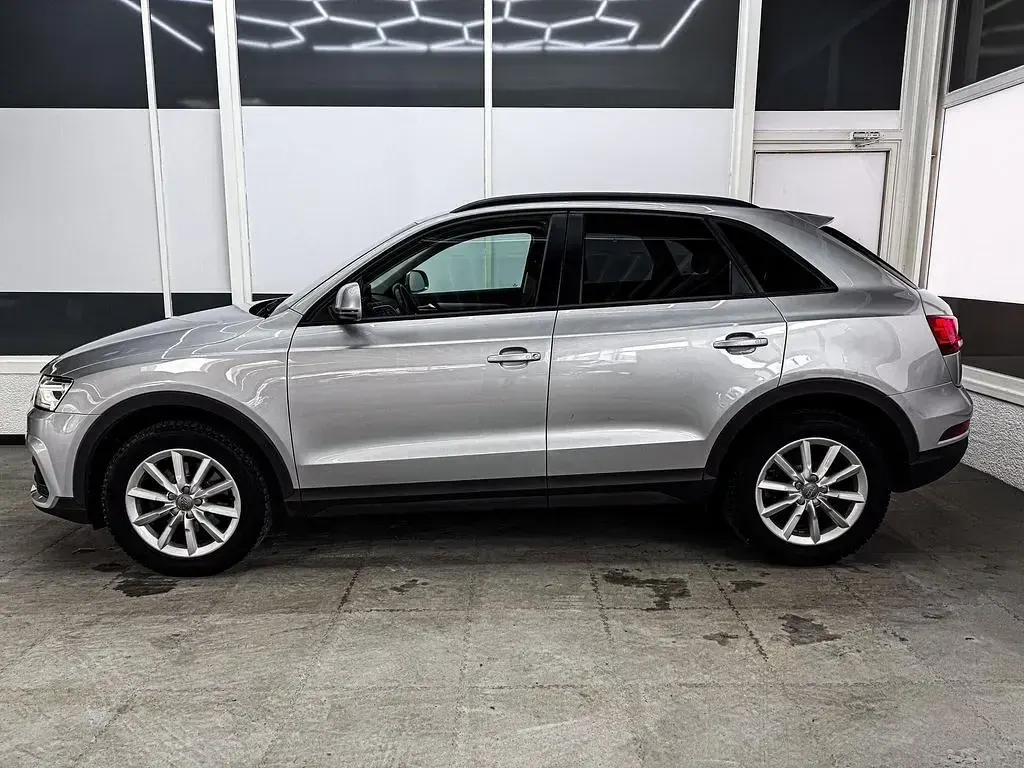 Gebraucht Audi Q3 Basis 125 PS (91 kW) 2017 Silber metallic SUV