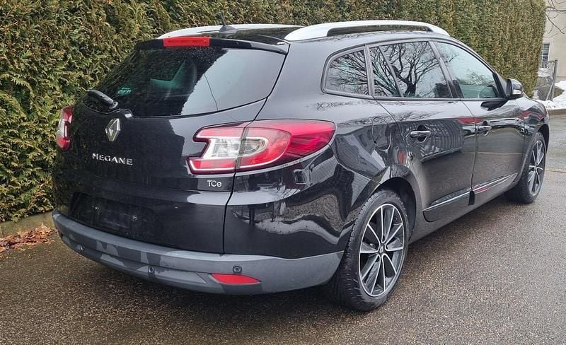 Gebraucht Renault Mégane GrandTour 130 PS (95 kW) 2013 Schwarz Kombi