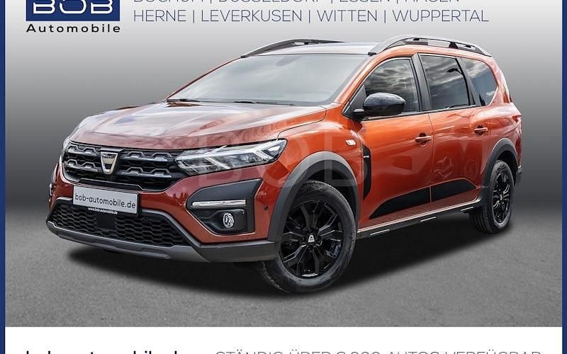 Braun Gebraucht 2022 Dacia Jogger Extreme Kombi | 17.710 € (Guter Preis) - Bild 1/4