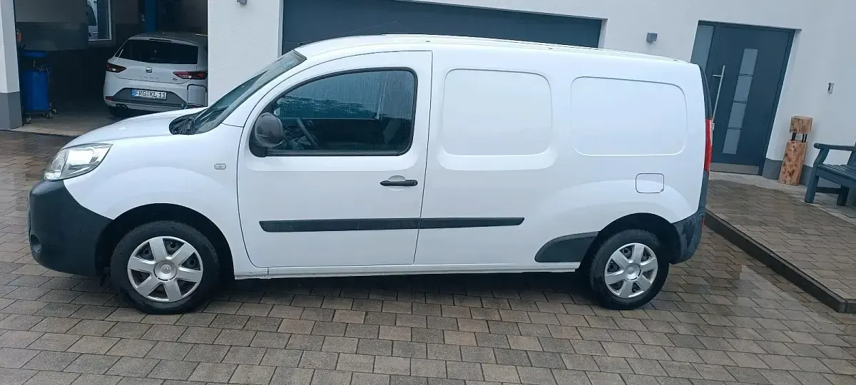 Gebraucht Renault Kangoo 110 PS (80 kW) 2018 Weiß Van / Kleinbus