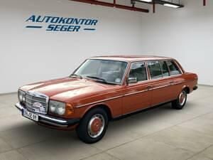 Orange Gebraucht 1978 Mercedes 250 Limousine | 19.900 € - Bild 1/4