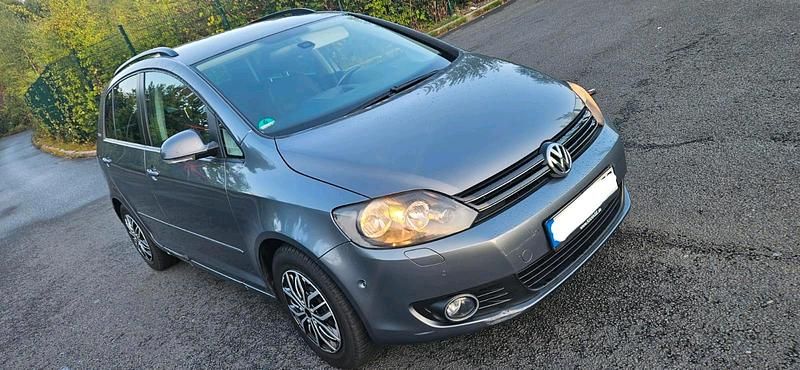 Grau Gebraucht 2010 VW Golf VI Limousine | 3.500 € (Superpreis) - Bild 1/4