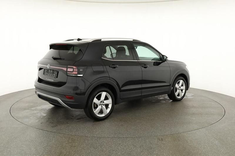 Gebraucht VW T-Cross Style 110 PS (80 kW) 2022 Deep black perleffekt SUV