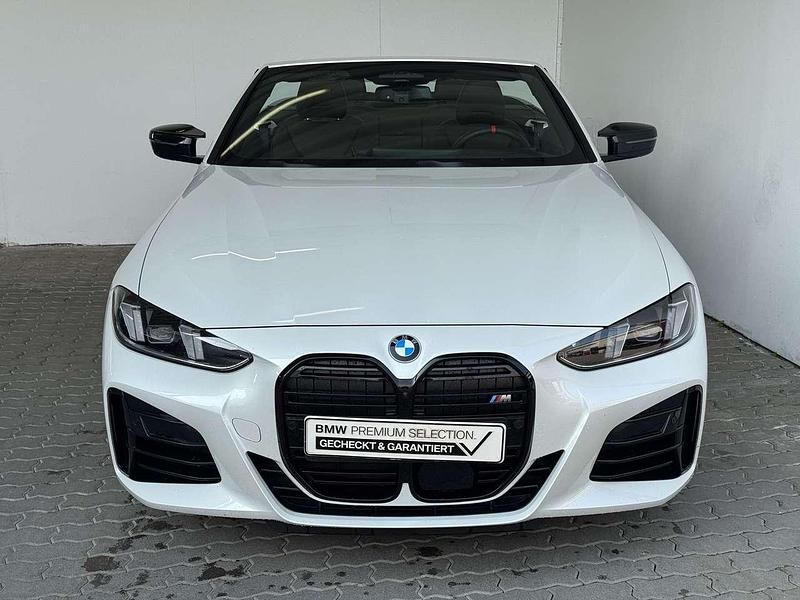 Mineralweiss met. Gebraucht 2025 BMW 440 M Sport Cabrio | 71.890 € (Teuer) - Bild 1/4