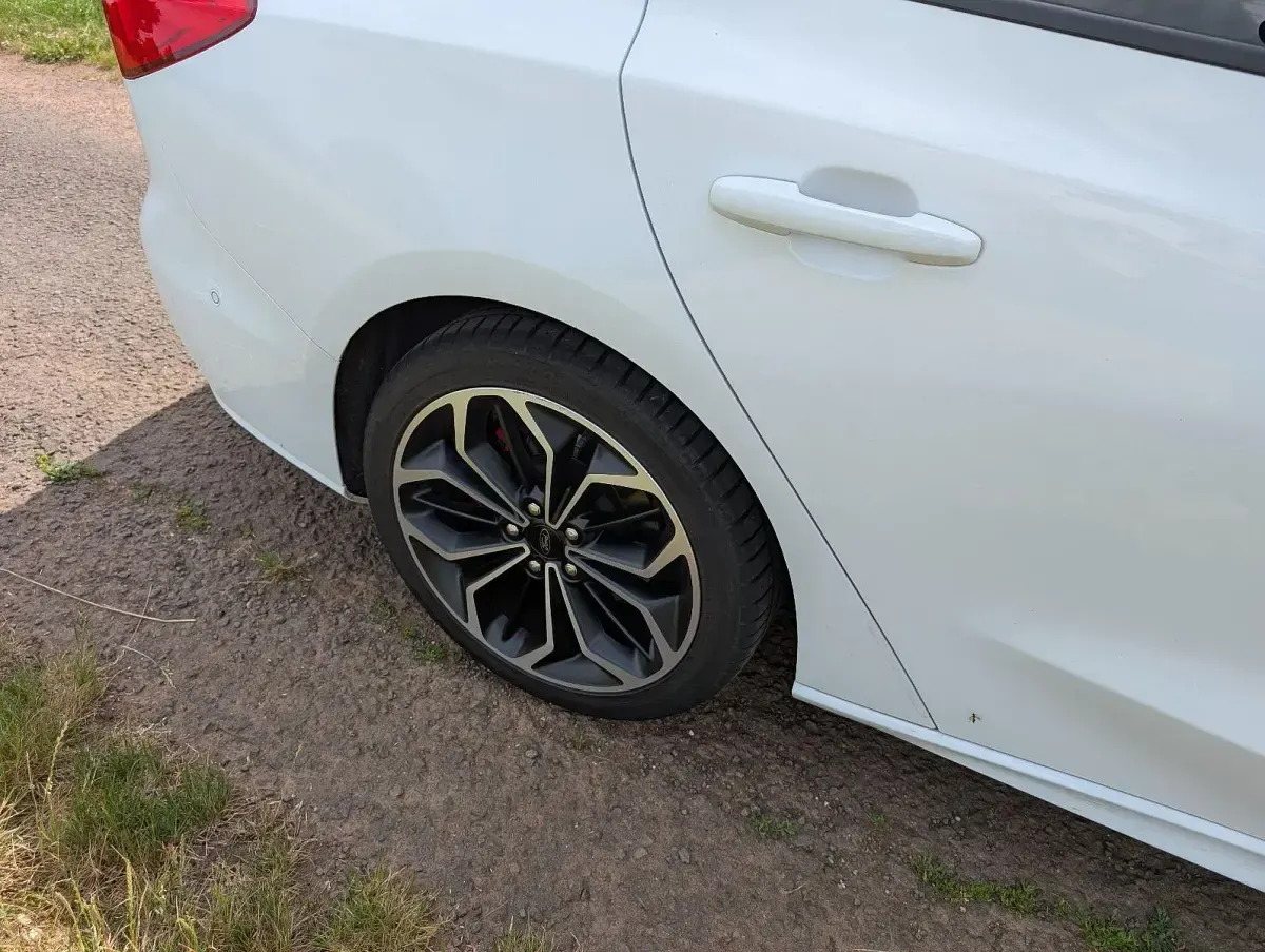 Gebraucht Ford Focus ST-Line 182 PS (133 kW) 2019 Weiß Kombi