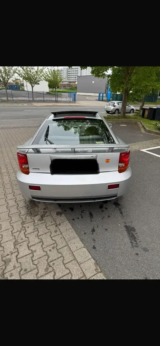 Gebraucht Toyota Celica 143 PS (105 kW) 2000 Silber Coupé