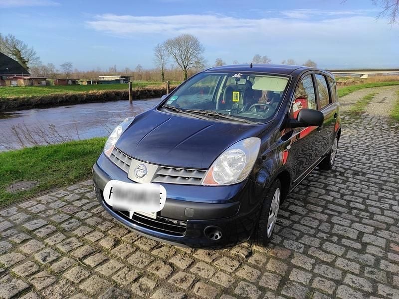 Blau Gebraucht 2006 Nissan Note Visia Van / Kleinbus | 900 € (Guter Preis) - Bild 1/4