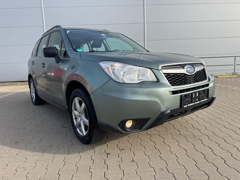 Gebraucht Subaru Forester Active 147 PS (108 kW) 2014 Grün SUV