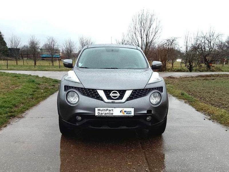 Gebraucht Nissan Juke Acenta 116 PS (85 kW) 2017 Grau SUV