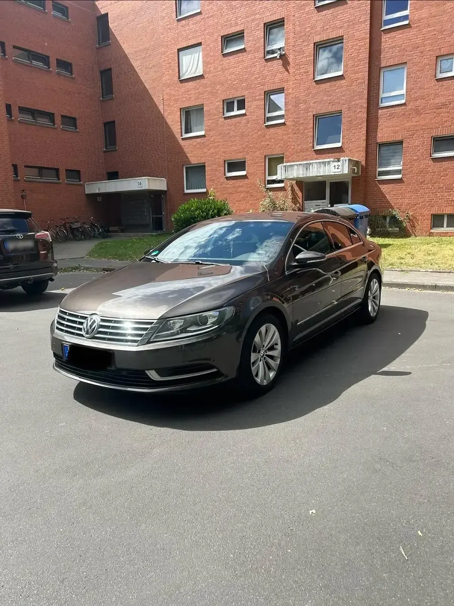 Gebraucht VW CC 170 PS (125 kW) 2012 Braun Limousine