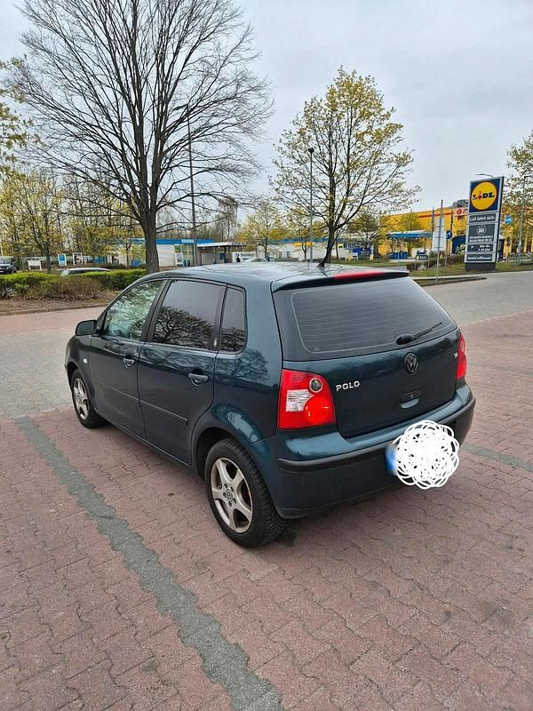 Second-hand VW Polo 75 CP (55 kW) 2002 Verde Hatchback
