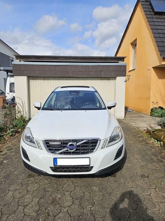 Gebraucht Volvo XC60 Summum 215 PS (158 kW) 2012 Weiß SUV