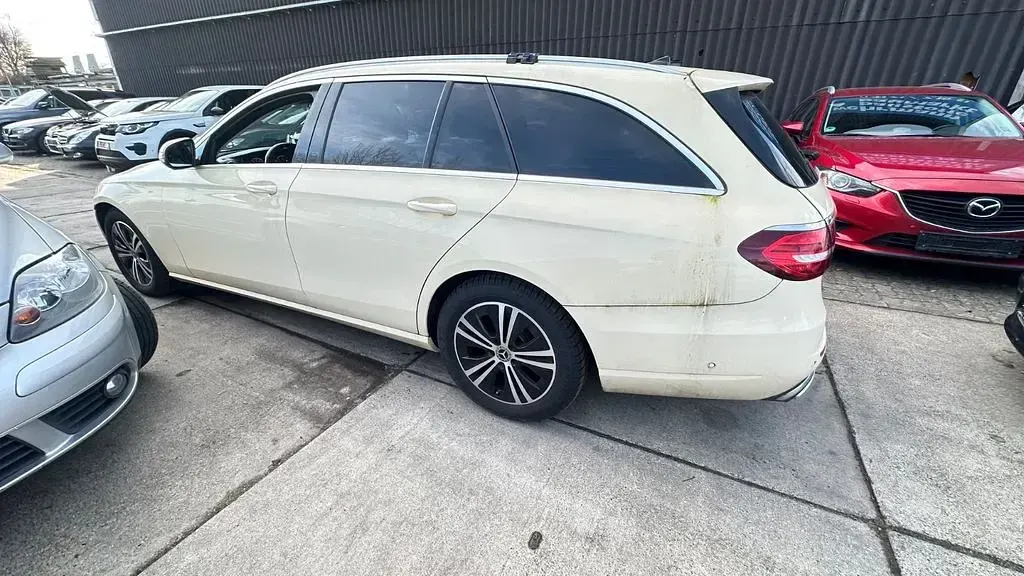 Second-hand Mercedes E220 194 CP (142 kW) 2020 Break
