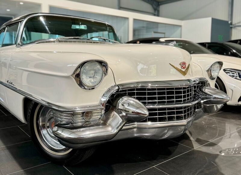 Second-hand Cadillac Deville 250 CP (183 kW) 1955 Alb Berlinǎ