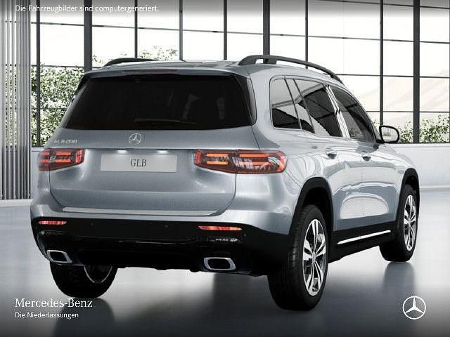 Gebraucht Mercedes GLB200 163 PS (119 kW) 2025 SUV