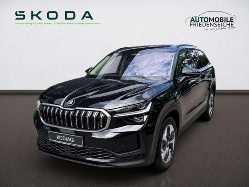 Schwarz Neu 2025 Skoda Kodiaq Selection SUV | 48.970 € (Fairer Preis) - Bild 1/4
