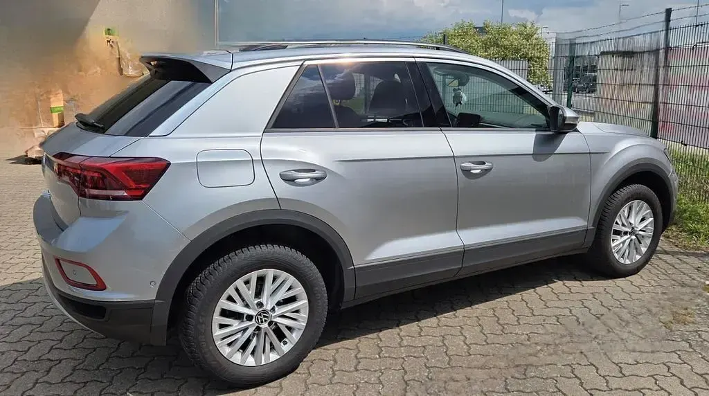 Gebraucht VW T-Roc Life 150 PS (110 kW) 2022 Silber SUV