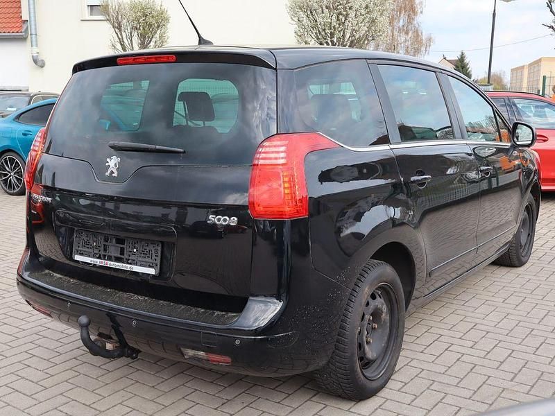 Gebraucht Peugeot 5008 Business-Line 150 PS (110 kW) 2012 Schwarz Van / Kleinbus