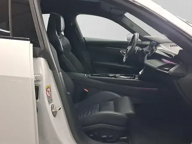 Gebraucht Audi e-tron GT quattro Premium 350 kW (476 PS) 2023 Suzukagrau metallic Limousine