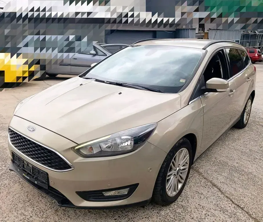 Gebraucht Ford Focus Cool & Connect 125 PS (91 kW) 2018 Silber Limousine